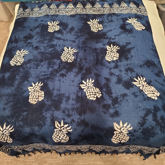 Wayan natural wear scarf and blanket - Picture 3 of 5